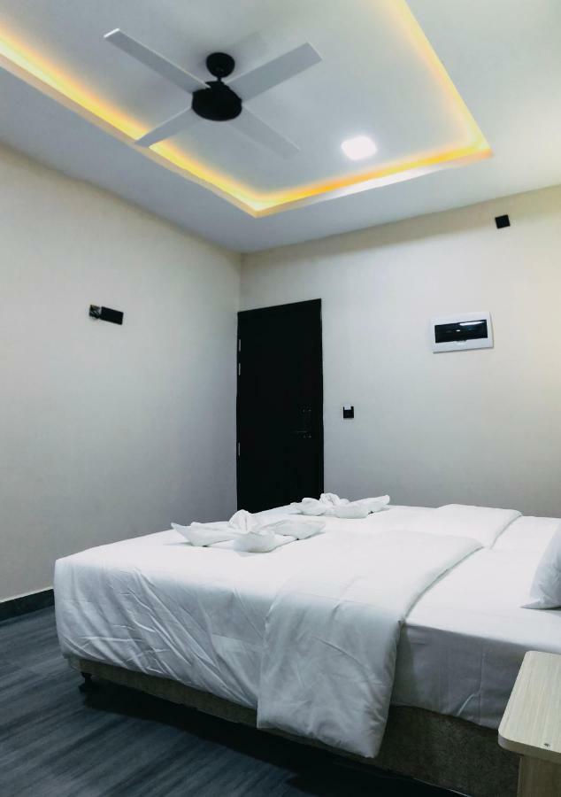 Hotel Infinity Dhiffushi Exterior foto